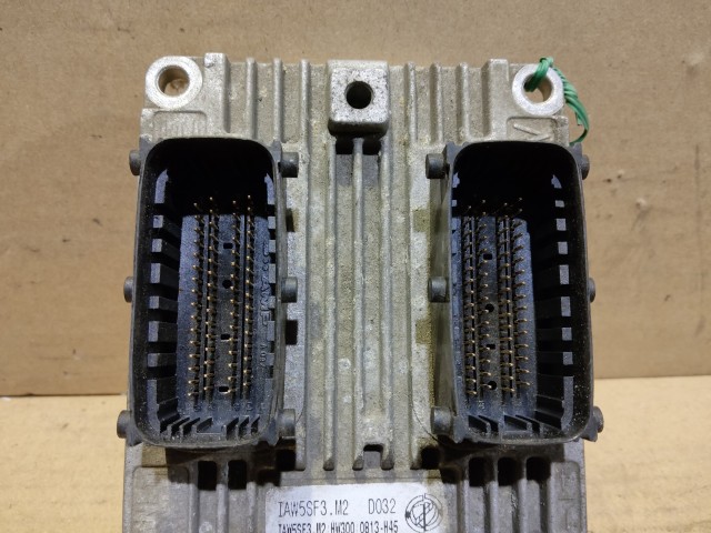 Fiat Grande Punto  2005-2009 Centraline motore usate  IAW5SF3.M2  