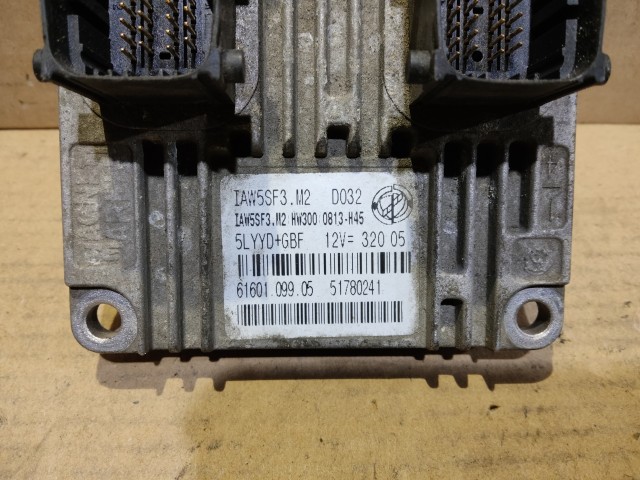 Fiat Grande Punto  2005-2009 Centraline motore usate  IAW5SF3.M2  