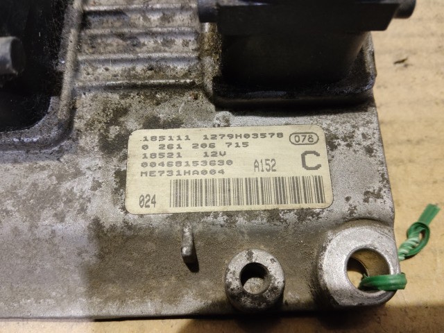 Alfa Romeo 147 1,6 16v 120 Cv Centraline motore  0261206715 , 46815363