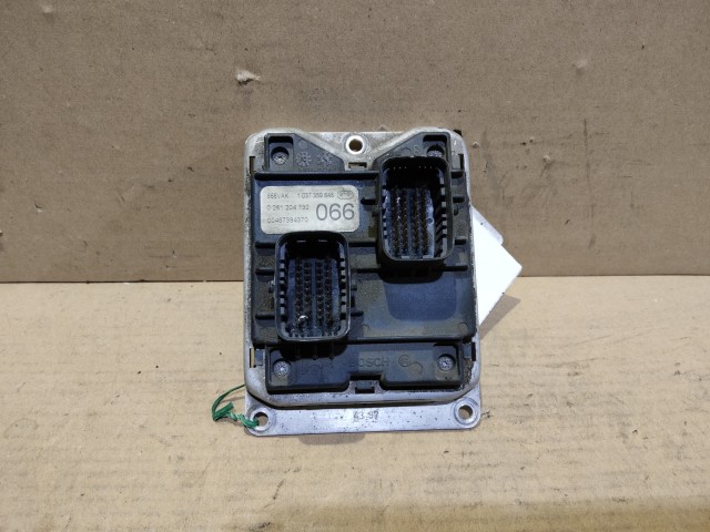 Alfa Romeo 156 1997-2002 1,8 16v  centraline motore 46739437 , 0261204732