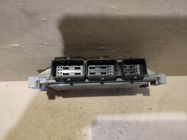 Renault Clio III. 2007-2014 Centraline motore usate    