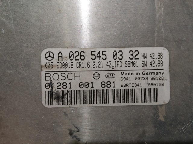 Mercedes Benz C-Class W203 2000 Centraline motore usate  Bosch   