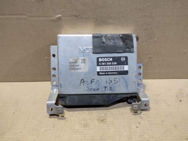 Alfa Romeo 155 1992-1995 1,8 8v  centraline motore   0261200536