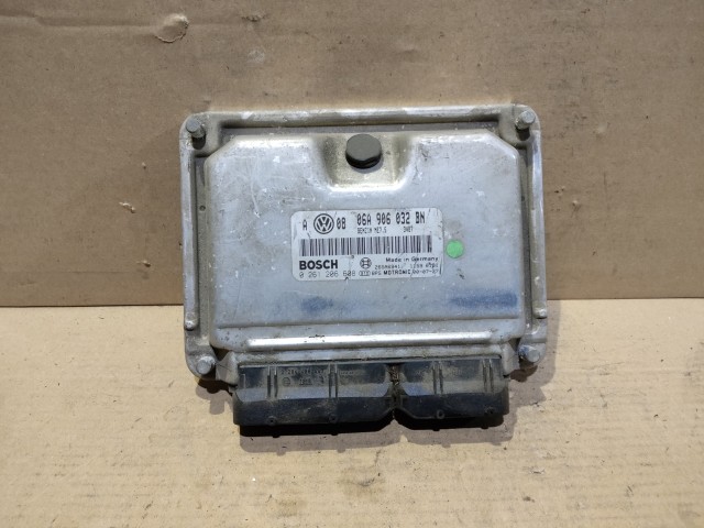 Volkswagen Golf 2000 Centraline motore usate  Bosch   