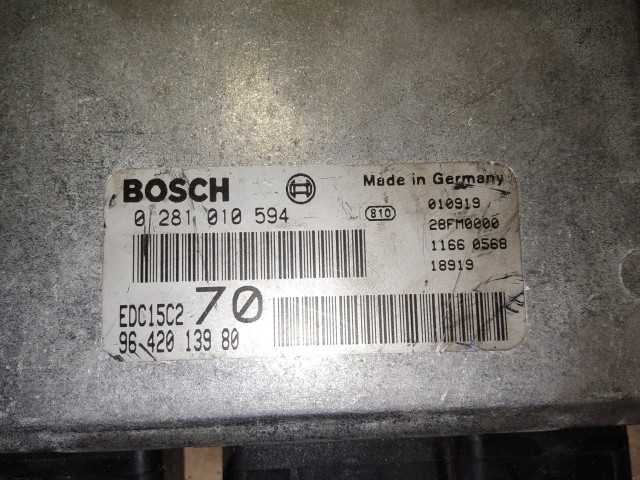 Peugeot 206 1998-2012 Centraline motore usate  Bosch   9642013980