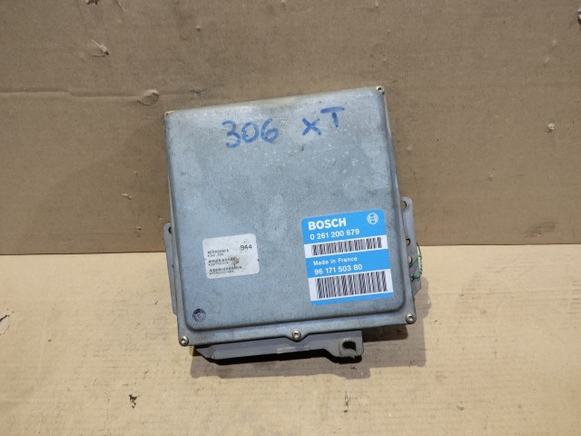 Peugeot 306 1,6 benzina 1997-2002 Centraline motore  Bosch   9617150380 , 0261200679